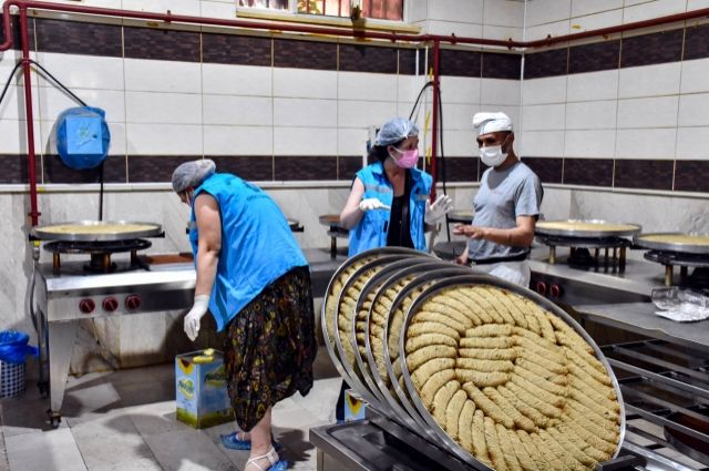 Diyarbakır'da Bayram Denetimi: Tatlılar ve Şekerlemeler Mercek Altında