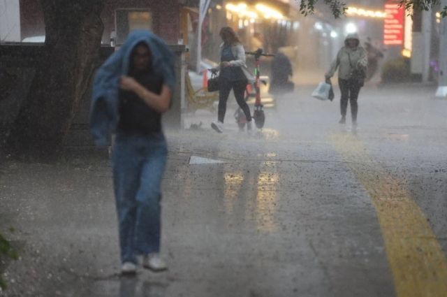 Meteoroloji Uyardı: Kuvvetli Yağış, Fırtına ve Toz Taşınımına Dikkat!