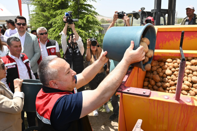 Nevşehir Kaymaklı’da Patates Siğiline Karşı Dayanıklı Türlerin Ekimi Başladı