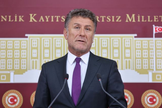 Sarıbal'dan Tütün Politikasında "Yerli Tütün Mezarda, İthal Tütün Sarayda" Eleştirisi