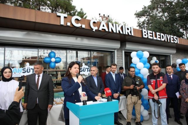Çankırı Belediyesi ÇANSÜT Süt Ürünleri Satış Ofisini Açtı