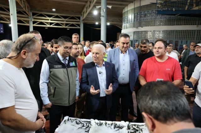 Marmara'da Yeni Sezon Açıldı: Başkan Bozbey Balıkçılarla Buluştu