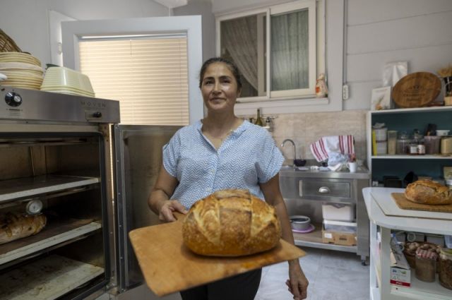 Mersin Büyükşehir Desteğiyle Kadın Girişimci Ekmeğini Tanıtıyor
