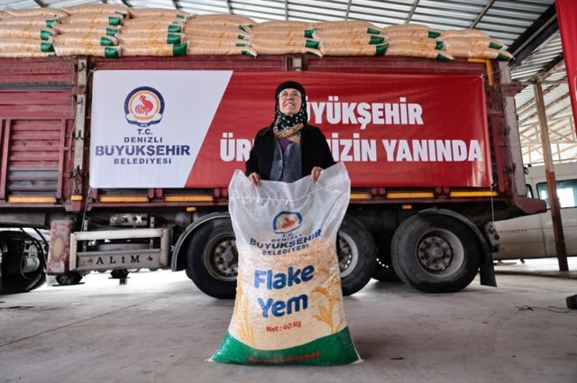 Denizli Büyükşehir’den üreticiye çok yönlü tarımsal destek