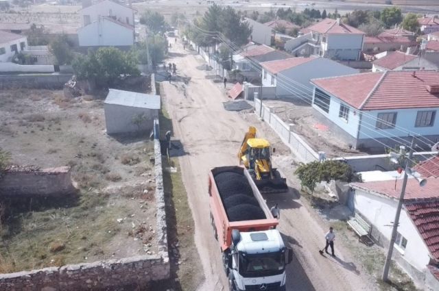 Eskişehir Büyükşehir kırsalda yolları yeniliyor