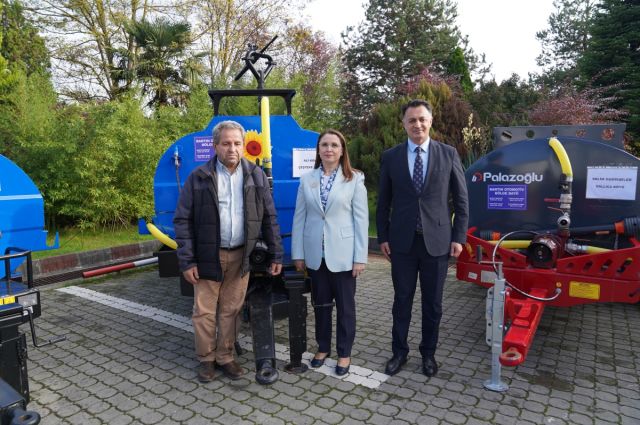 Bartın İl Tarım Müdürlüğü 96 üreticiye basınçlı su tankeri dağıttı