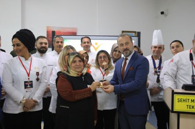 Elazığ Belediyesi Yöresel Yemek Yarışması Finali Yapıldı