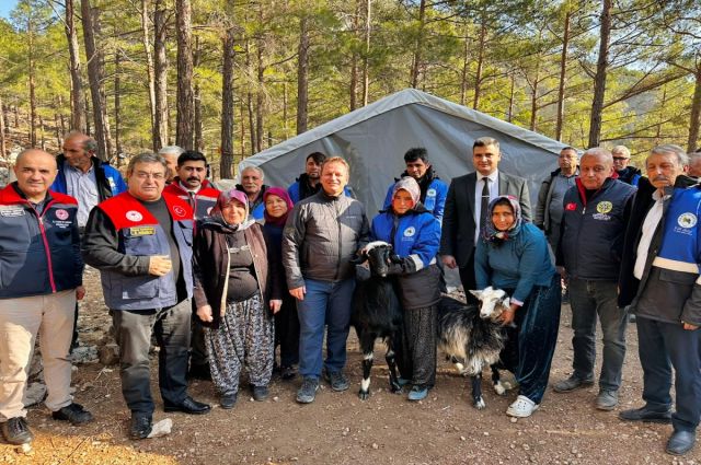 Sarıkeçili Yörüklerine yönelik kışlık destek