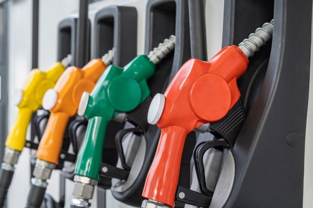 İngiltere çiftçilere satılan yakıt miktarını sınırladı