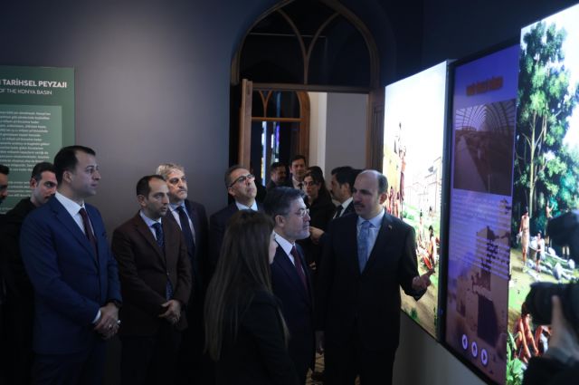 Bakan Yumaklı Konya’da tarım projelerini inceledi