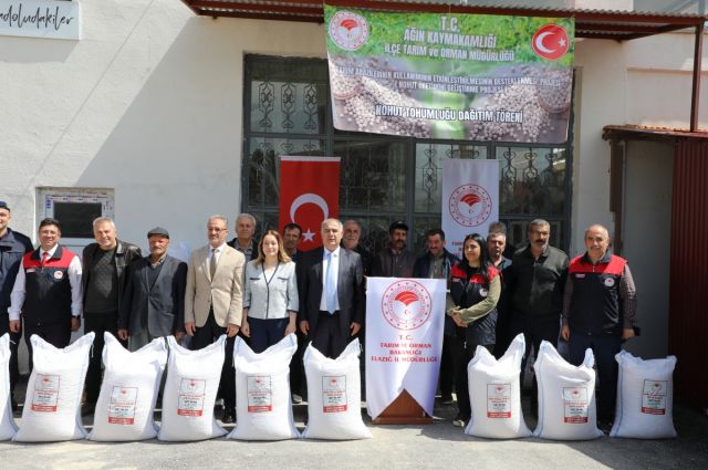 Elazığ İl Tarım ve Orman Müdürlüğü %75 hibeyle nohut tohumu dağıttı