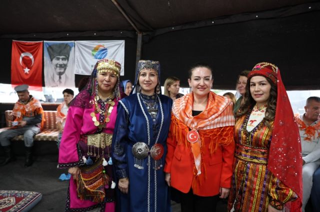Kumluca Festivali’nde Yörük ateşi yakıldı