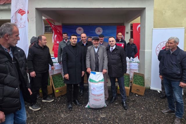 Şebinkarahisar'da Çiftçilere Hibeli Nohut Tohumu Dağıtıldı