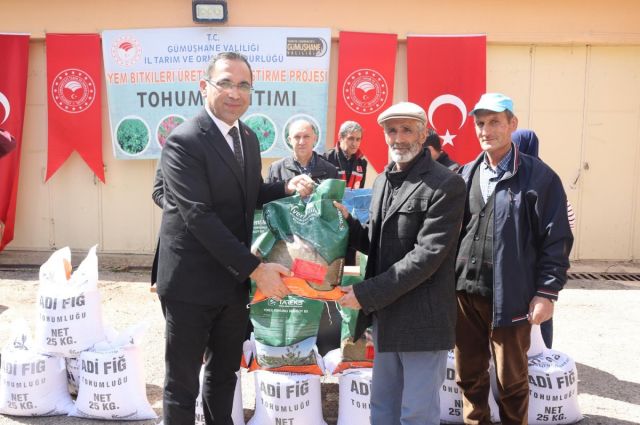 Tarım Müdürlüğü Çiftçilere Yüzde 50 Hibeli Tohum Dağıttı