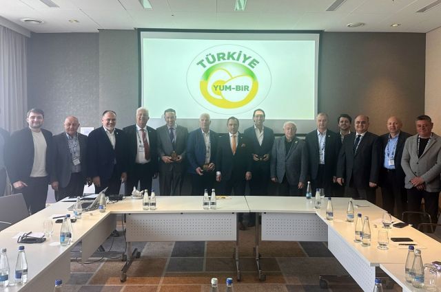 YUM-BİR Heyeti Varşova’da Küresel Sektörle Buluştu