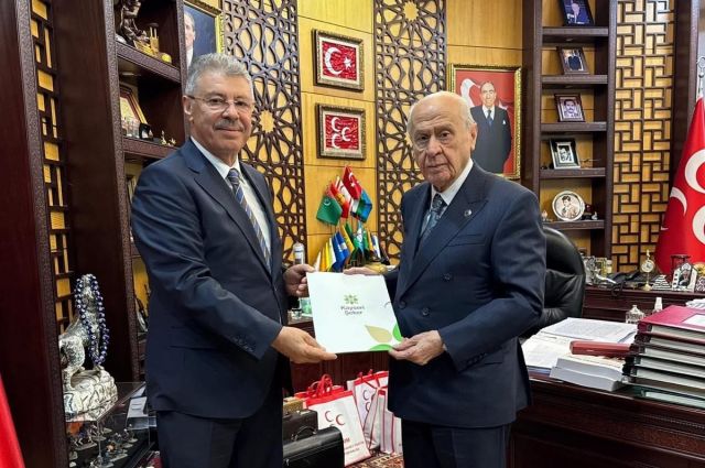 Akay, Şeker Sektörü Raporunu Devlet Bahçeli’ye Sundu