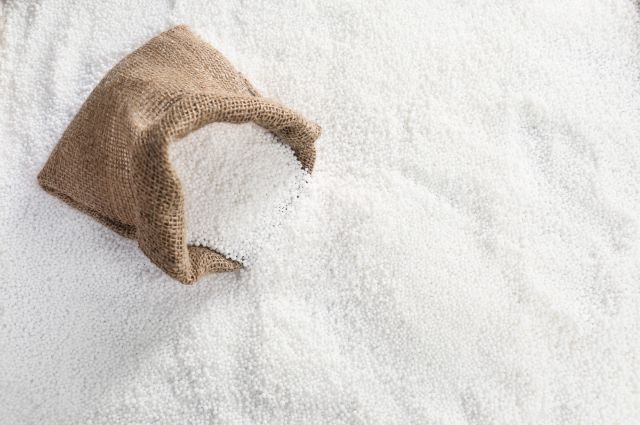 Financial Times: Küresel üre fiyatları %50 düşüşle 475 dolara geriledi