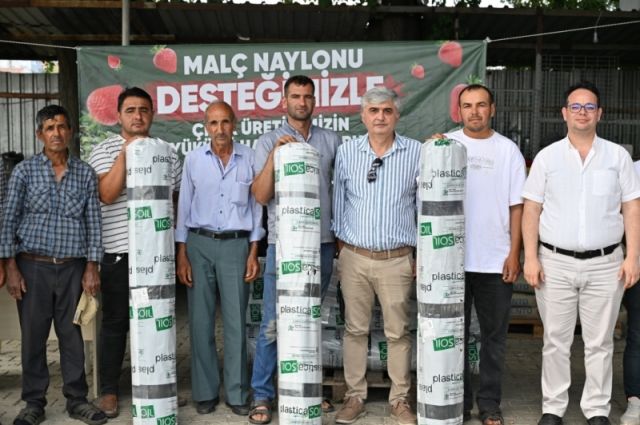 Manisa BB'den Salihli ve Köprübaşı'nda çilek üreticisine %75 hibe