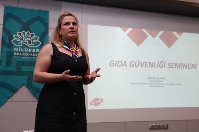 Nilüfer Belediyesi Bursa’da esnafa gıda güvenliği eğitimi verdi