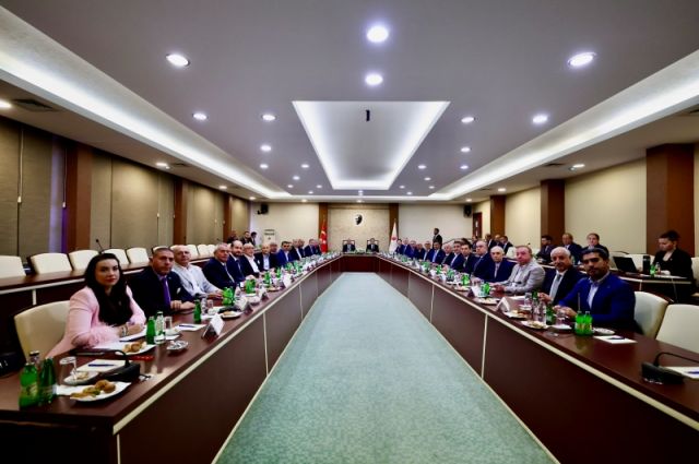 Bakan Bolat ve Yumaklı, hububat sektörünü istişare etti