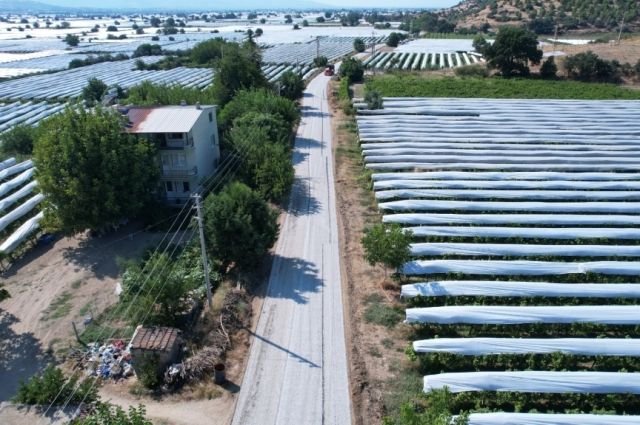 Dutlulu: Sarıgöl’de üretici için yol çalışması sürüyor