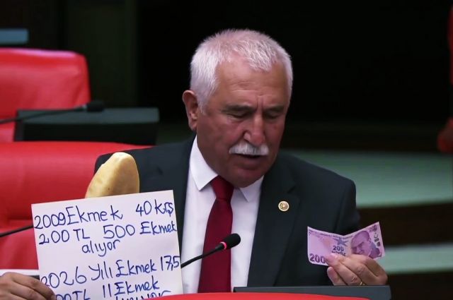 Kadim Durmaz: 200 TL'nin alım gücü 500 ekmekten 11 ekmeğe düştü