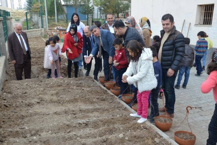 “Yeşil Bir Batman İçin Haydi Çocuklar Tohum Ekmeye” Projesi