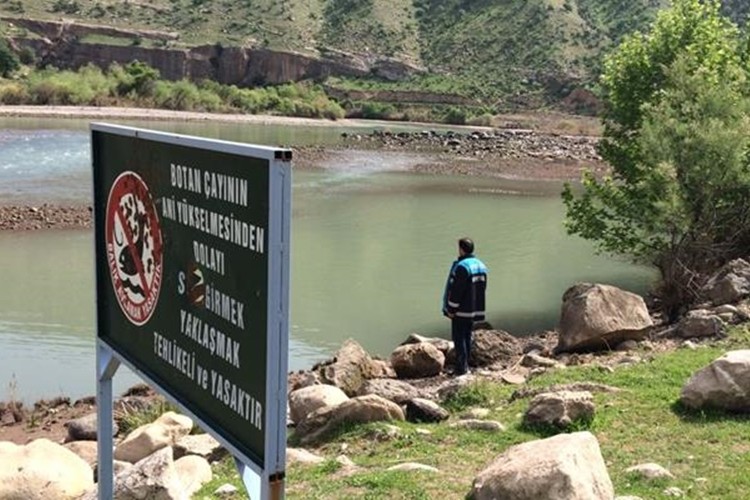 Botan Vadisinde Kaçak Balık Avlanmaya Sıkı Denetim