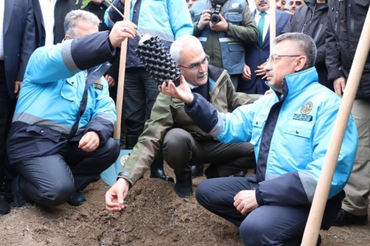 Oktay: “Yerelden Kalkınma Olmazsa Ulusal Anlamda Kalkınmayı Başaramayız”