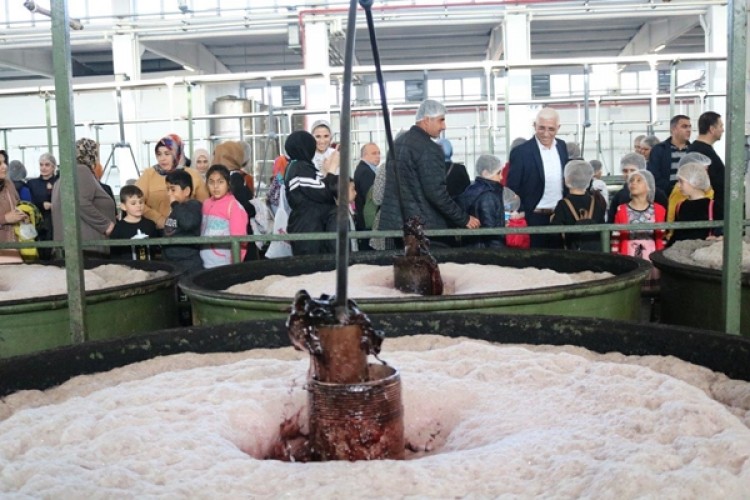 Üreticilerin Çocuklarından Marmarabirlik’e Destek