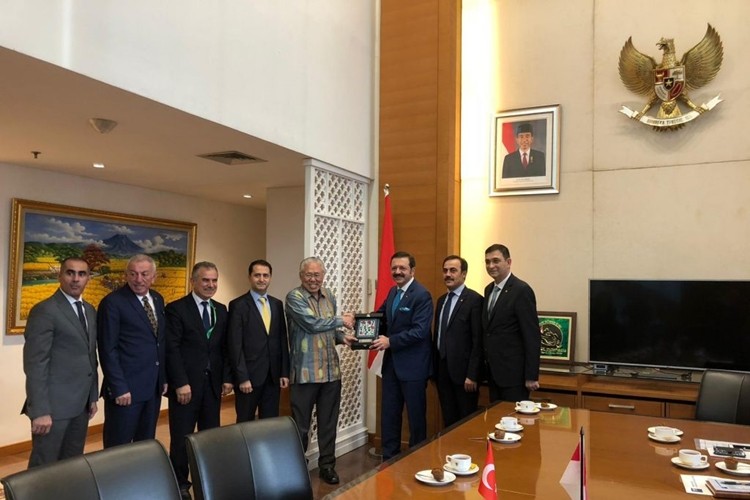 Endonezya’da Türk Fındığı Tanıtıldı