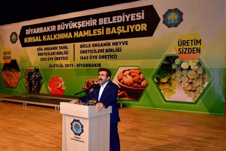 Diyarbakır Büyükşehir Belediyesi İle Çiftçiler Arasında Destek Protokolü İmzalandı