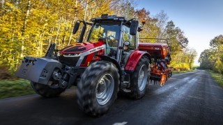 Massey Ferguson’un yeni traktörleri, hayvancılık ve tarla tarımında kullanım kolaylığı sağlayacak