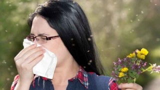 Baharın Gelmesiyle Birlikte Göz Alerjisi ve Alerjik Nezle Belirtileri Şiddetlenebilir ve Koronovirüs Bulaşma Riski Artabilir