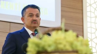 Bakan Pakdemirli: “Yetiştiricilerimizi Yüksek Yem Maliyetleri Altında Ezdirmeyeceğiz”