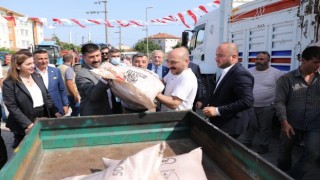 Gümüşyakalı Çiftçiler Tohumluk Arpa Mutluluğu Yaşadı