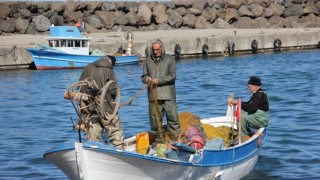 Giresun’da Geleneksel Kıyı Balıkçılarına Destekleme Ödemesi Yapıldı