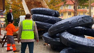 Büyükşehir Belediyesi’nin sulama borusu desteği sürüyor