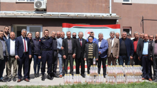 Akhisar’da Kanadı Noktalı Sirke Sineği Tuzaklarının Dağıtımı Başlandı