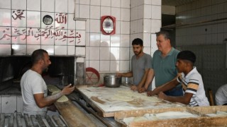 Fırıncı kan ağlıyor, vatandaş bayat ekmek alıyor