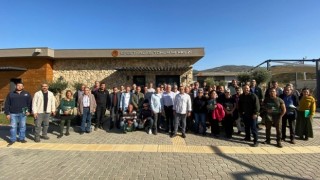 Efes Tarlası Yaşam Köyü’nde Çiftçi Eğitimleri Başladı