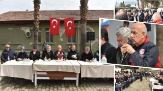 Bakan Kirişci Hatay'ın Kırıkhan İlçesinde Çiftçilerle Bir Araya Geldi