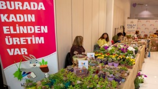Çiçek Üreticisi Kadınlar, Büyükşehir’in Çiçek Pazarı’nda Buluşuyor