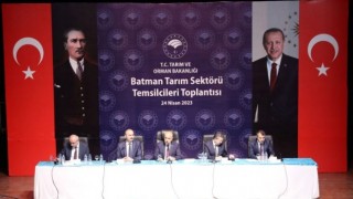 Bakan Kirişci, Siirt Ve Batman’da Tarım Sektörü Temsilcileriyle Bir Araya Geldi