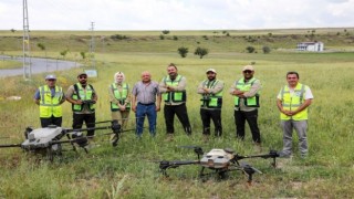 Talas'ta drone ile ilaçlama devri