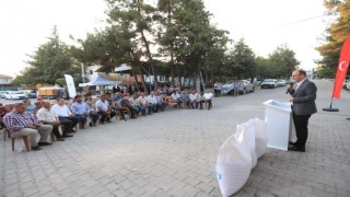 Pamukkale Belediyesinden üreticilere yem desteği