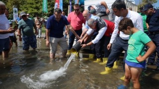 Üretim İstasyonundan İlk Satış 100 Bin Yavru ile KAMADER’e