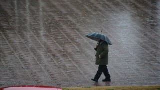 Meteoroloji Uyardı: Türkiye'nin Büyük Bölümünde Sağanak ve Fırtına Tehlikesi!