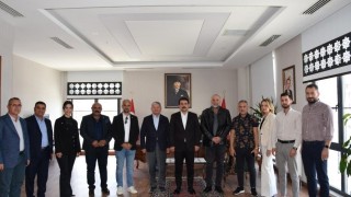 TÜSEDAD'dan Tarihi Buluşma: Hayvancılığın Sorunları Karapınar'da Masaya Yatırıldı!