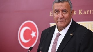 Gürer’den Şap Alarmı: 'Bakanlık Bilimle Çelişiyor'